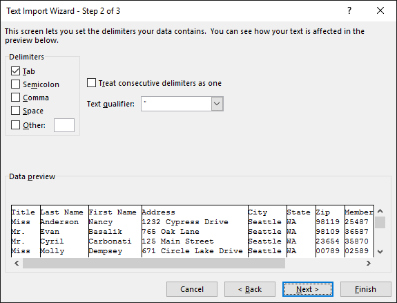 The options for Delimiters are highlighted in the Text Import Wizard.